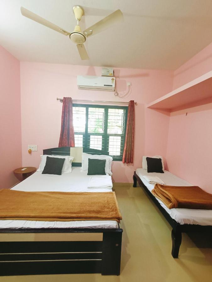 Maanyatha Home Stay Manipal Exterior foto