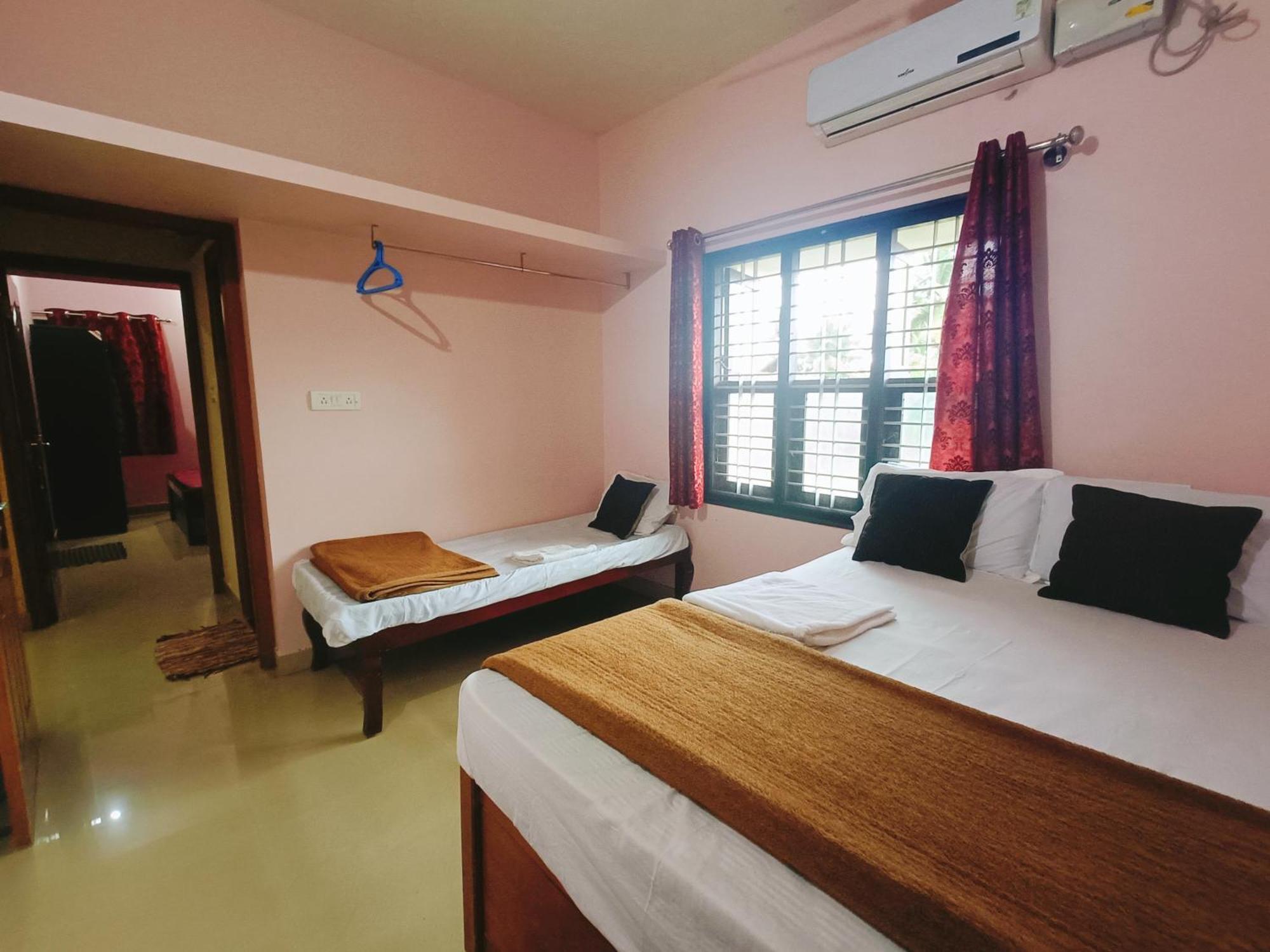 Maanyatha Home Stay Manipal Habitación foto