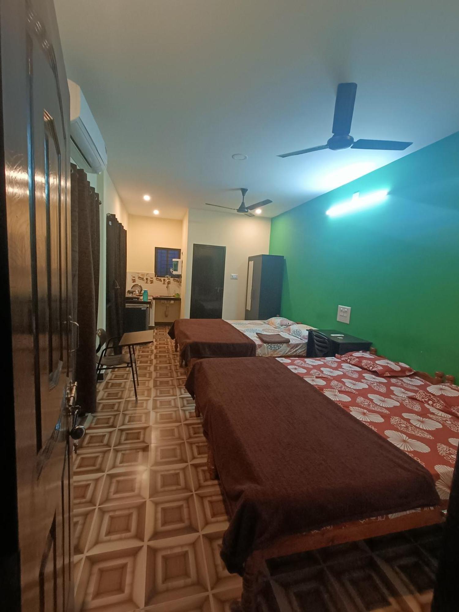 Maanyatha Home Stay Manipal Habitación foto
